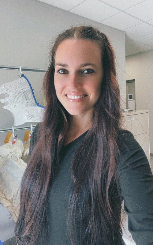 Verified Female dating profile in Aberdeen