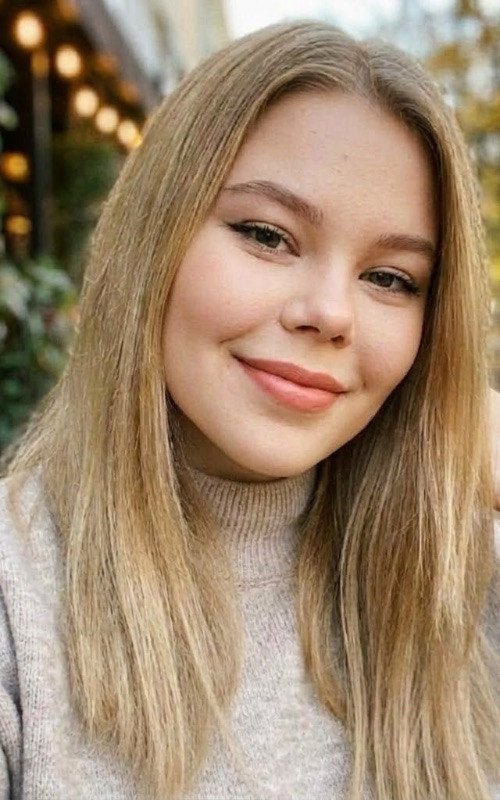 Verified Female dating profile in Singapore
